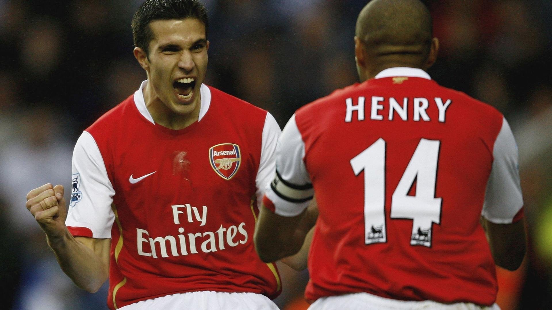 开云体育官网-英超争冠启示录，真正的稳，是暴风雨中心的宁静